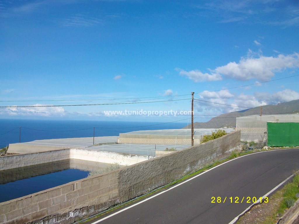 Finca de 2 dormitorios en Guía de Isora, Spain No. 727