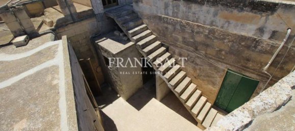 Дом с 4 спальнями в Wardija, Мальта № 2493 5