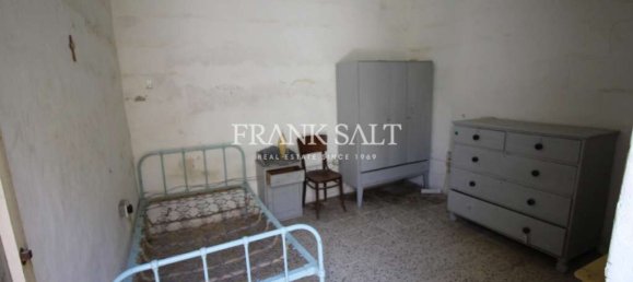 Дом с 4 спальнями в Wardija, Мальта № 2493 3