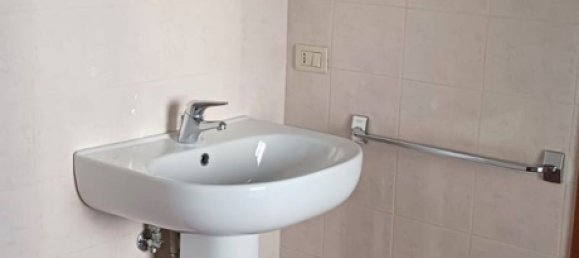 5 bedrooms Apartment in Pordenone, Italy No. 377429 37