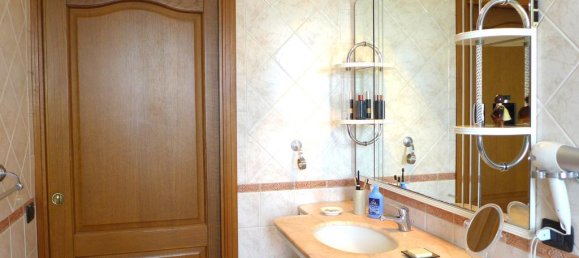 4 bedrooms Apartment in Acerra, Italy No. 356118 27