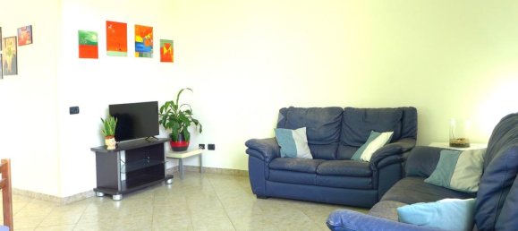 4 bedrooms Apartment in Acerra, Italy No. 356118 8