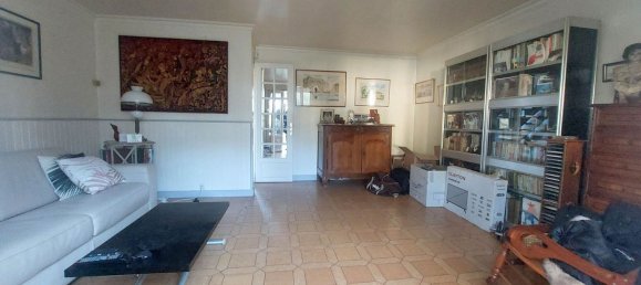 4 chambres Maison à Montreuil, France No. 162301 2