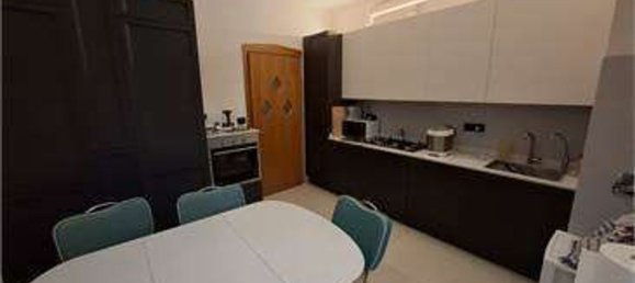 4 rooms Apartment in Trieste, Italy No. 297466 8