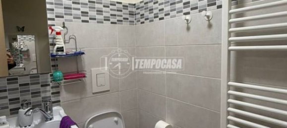 Apartamento de 2 dormitorios en Rho, Italy No. 352156 18