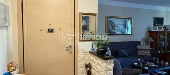 Apartamento de 2 dormitorios en Rho, Italy No. 352156 4