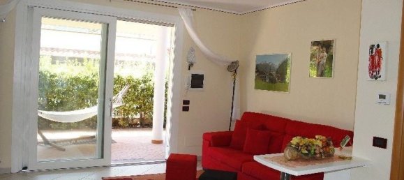 Apartamento de 4 habitaciónes en Rosignano Marittimo, Italy No. 281217 8
