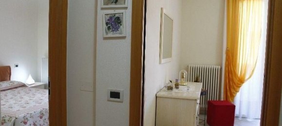 Apartamento de 4 habitaciónes en Rosignano Marittimo, Italy No. 281217 18