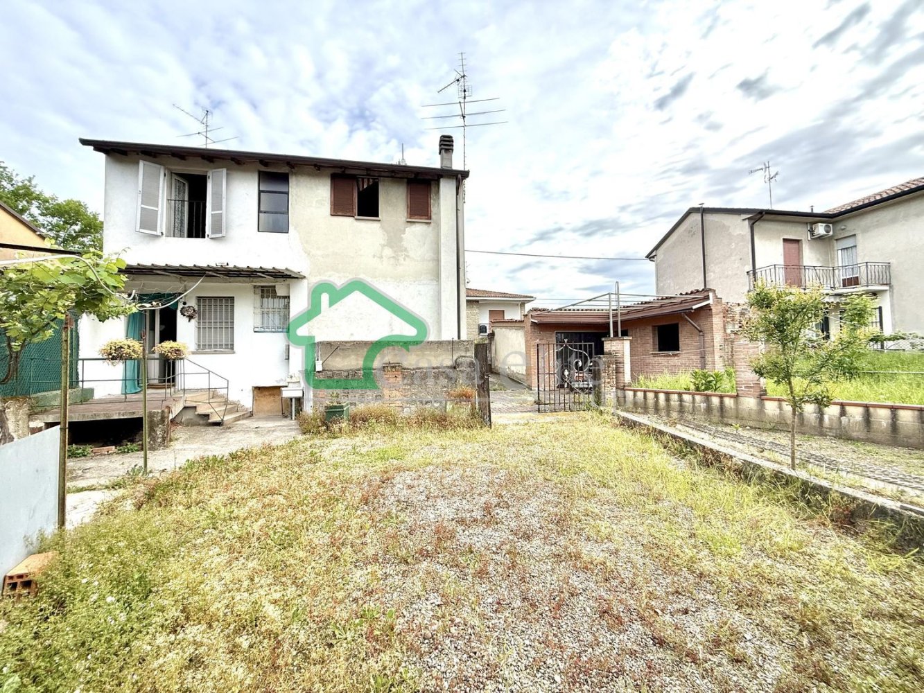 Вилла с 5 комнатами в Крема, Италия № 313855