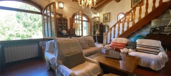 10 rooms House in Lastra a Signa, Italy No. 40833 6