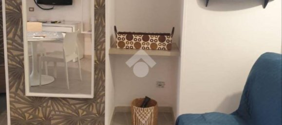 1 bedroom Apartment in Naples, Italy No. 337726 8