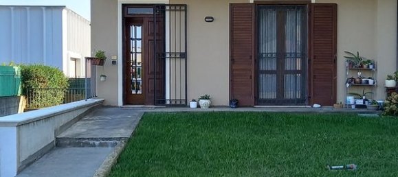 Gebäude in Travagliato, Italy 500m², Nr. 213656 3