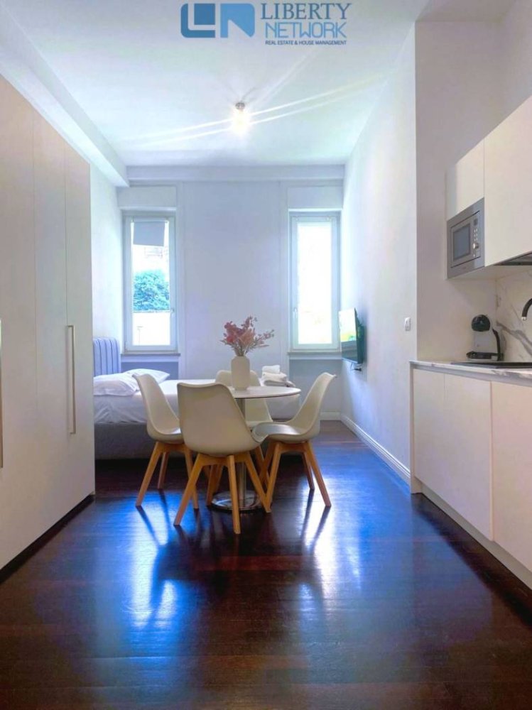 1 chambre Appartement à Milan, Italy No. 398411
