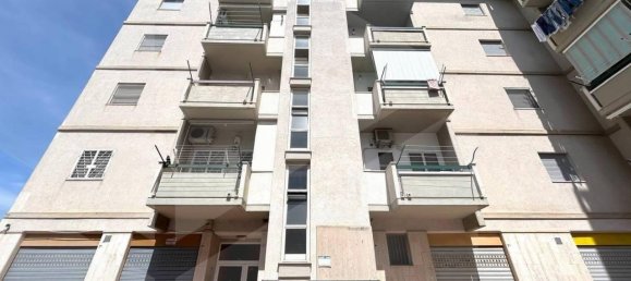 Квартира с 3 комнатами в Бишелье, Италия № 25930 2