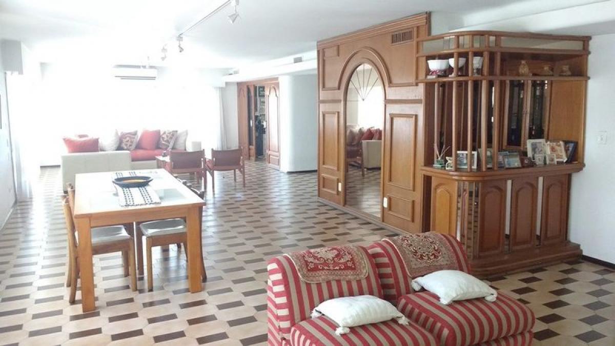 4 غرف نوم شقة في Cordoba, Argentina رقم 8388