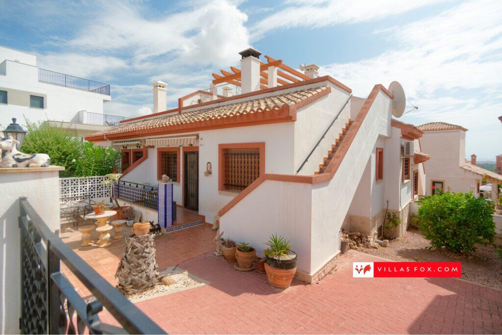 Villa de 2 dormitorios en San Miguel de Salinas, Spain No. 246043