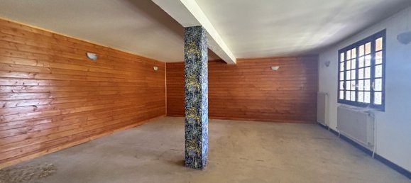 5 bedrooms House in Gard, France No. 336011 12