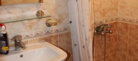 7 bedrooms Apartment in Baku, Azerbaijan No. 205 6