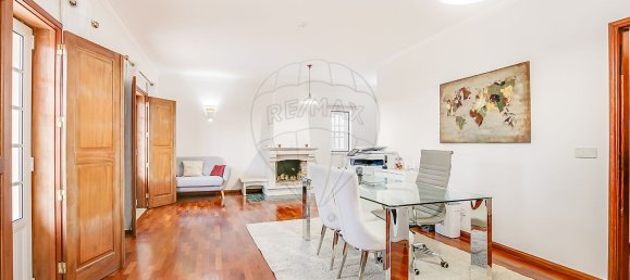 5 غرف نوم منزل في Corroios, Portugal رقم 22334 22