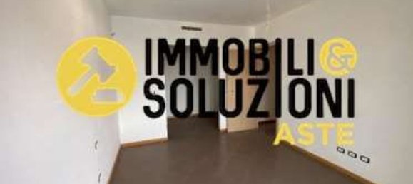 3 rooms Apartment in Abbiategrasso, Italy No. 2536 4