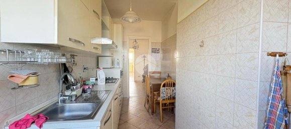 4-salle Appartement à Rome, Italy No. 2429 24