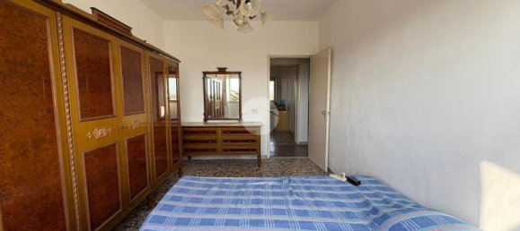4-salle Appartement à Rome, Italy No. 2429 28
