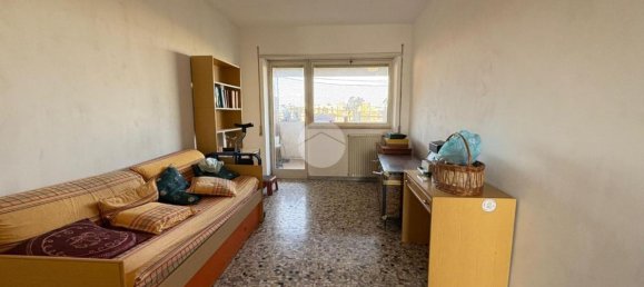 4-salle Appartement à Rome, Italy No. 2429 17