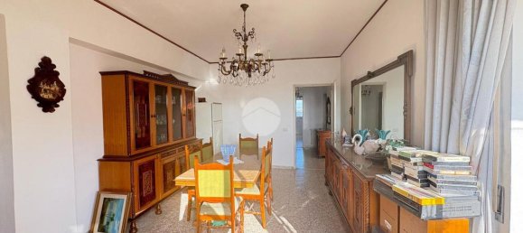 4-salle Appartement à Rome, Italy No. 2429 6