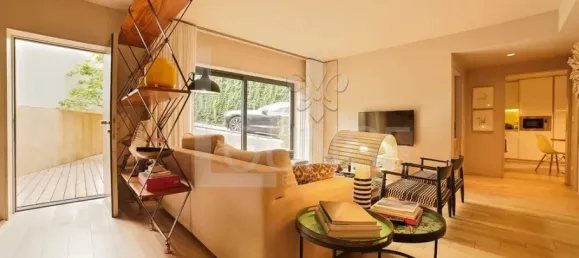 2 bedrooms House in Porto, Portugal No. 17433 4