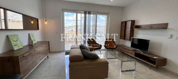 2 bedrooms Penthouse in Gzira, Malta No. 11176 5