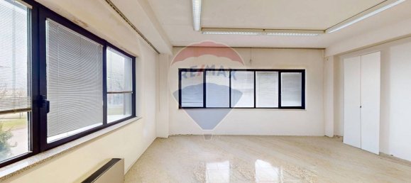 Lagerhaus in Traversetolo, Italy 700m², Nr. 309375 31