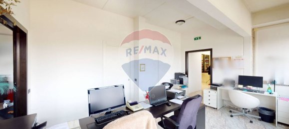 Lagerhaus in Traversetolo, Italy 700m², Nr. 309375 21