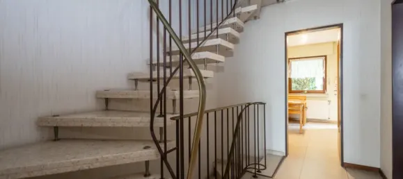 4 chambres Maison de ville à Rosrath, Germany No. 330904 3