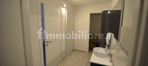 3 rooms Commercial property in Bologna, Italy No. 116573 14