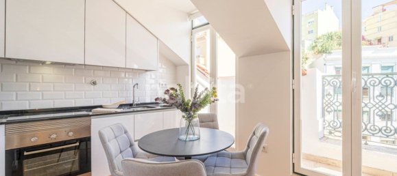 2 bedrooms Apartment in Lisbon, Portugal No. 162731 4