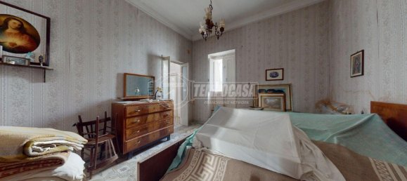 Дом с 6 комнатами в Scorrano, Италия № 133394 10