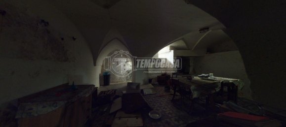 Дом с 6 комнатами в Scorrano, Италия № 133394 15