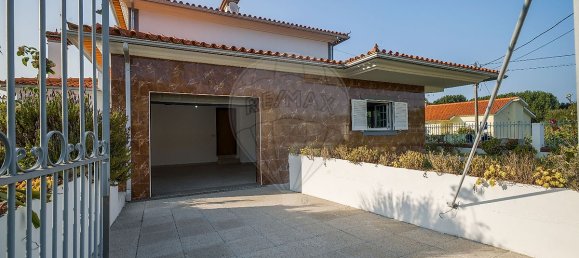4 Schlafzimmer Haus in Sangalhos, Portugal, Nr. 26448 24
