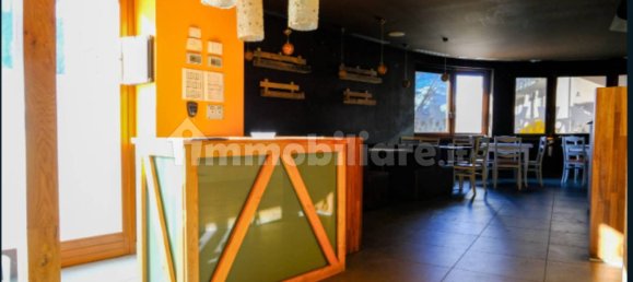 Коммерческая недвижимость с 5 комнатами в Скильпарио, Италия № 259133 11