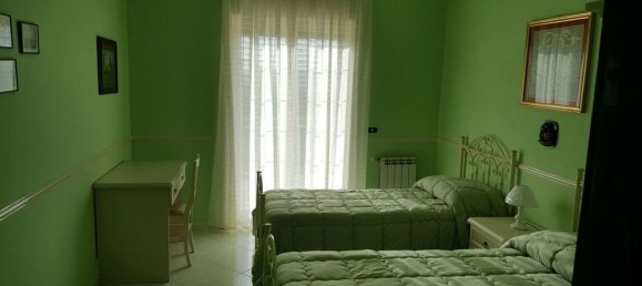 5 rooms Apartment in Agrigento, Italy No. 251986 6