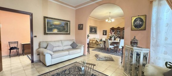 4-salle Appartement à Noicattaro, Italy No. 19061 7