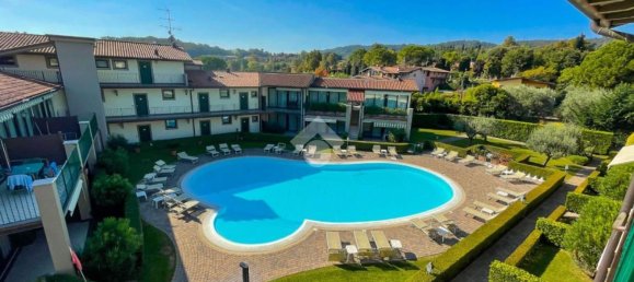 3-salle Appartement à Padenghe sul Garda, Italy No. 71798 5