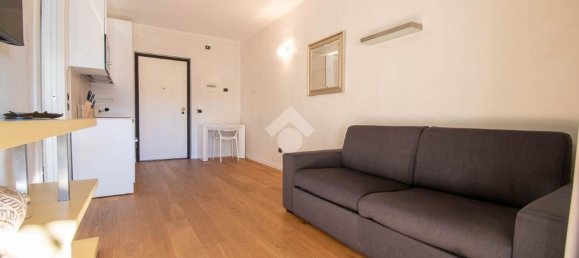 3-salle Appartement à Padenghe sul Garda, Italy No. 71798 8