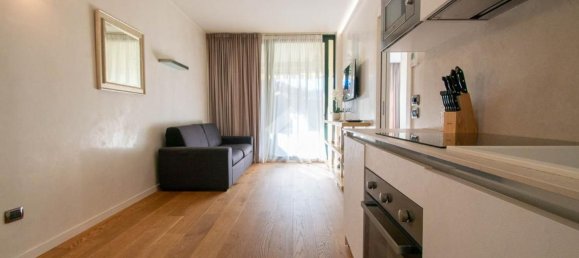 3-salle Appartement à Padenghe sul Garda, Italy No. 71798 7