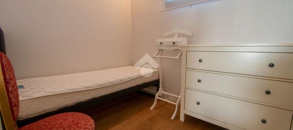 3-salle Appartement à Padenghe sul Garda, Italy No. 71798 13