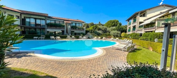 3-salle Appartement à Padenghe sul Garda, Italy No. 71798 20