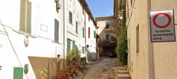 7-salle Appartement à Bevagna, Italy No. 190445 21