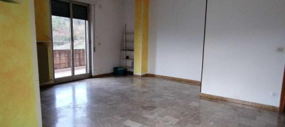 Apartamento de 5 divisões em Casella, Italy N.º 3059 8