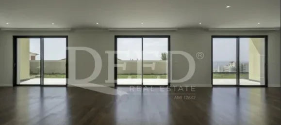 3 bedrooms House in Funchal, Portugal No. 95154 8