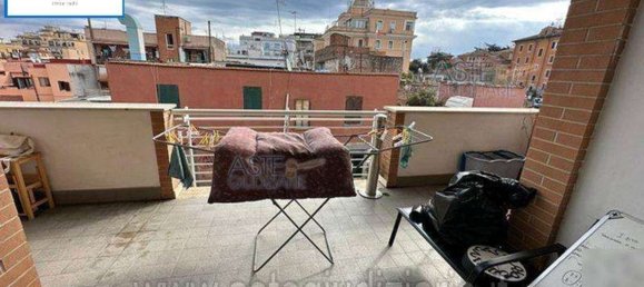 52m² Garage in Rome, Italy No. 28110 10